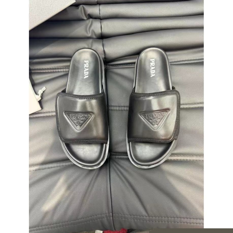 Pra*a slippers